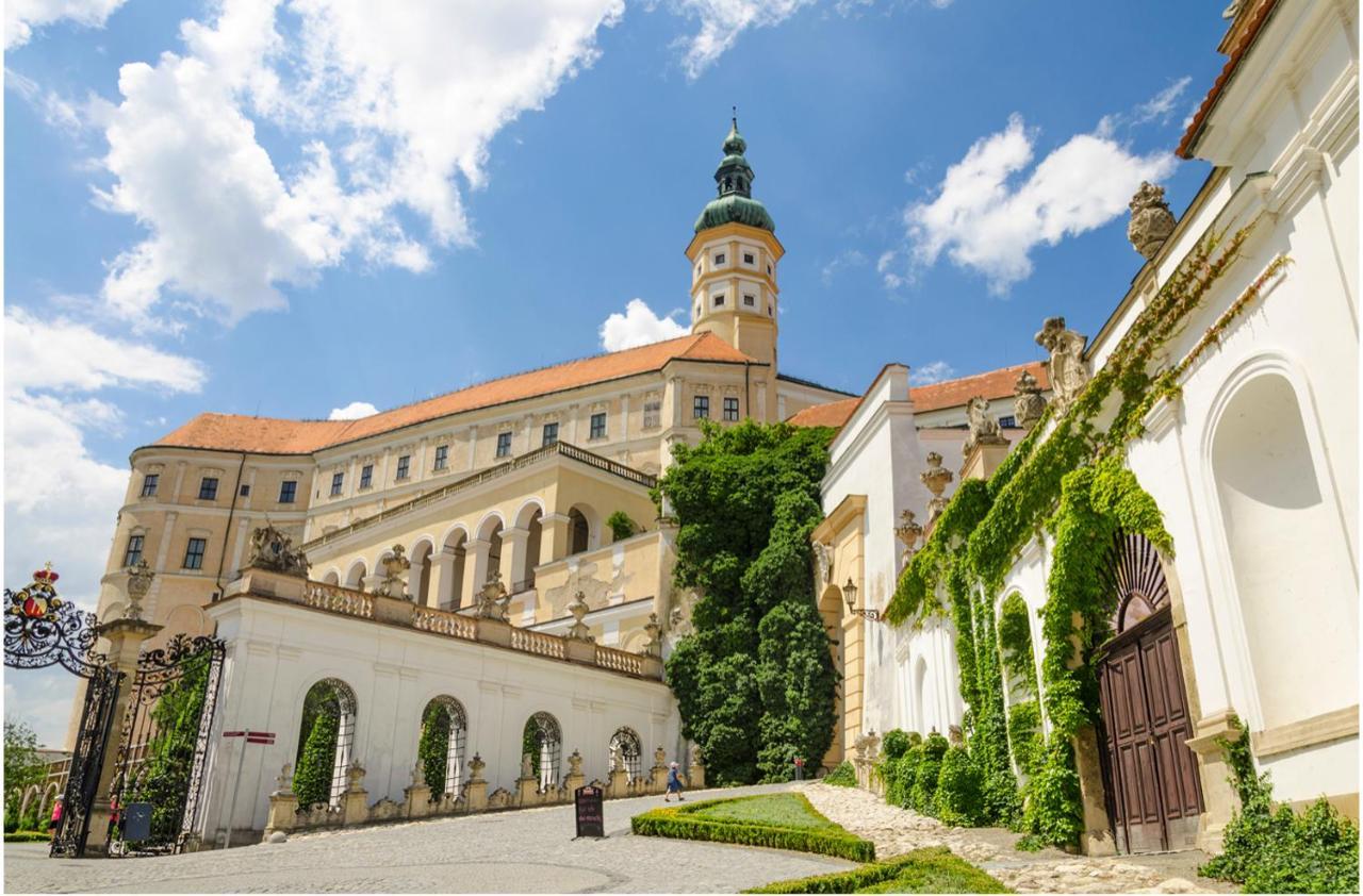Poetic Apartment Mikulov Exterior photo